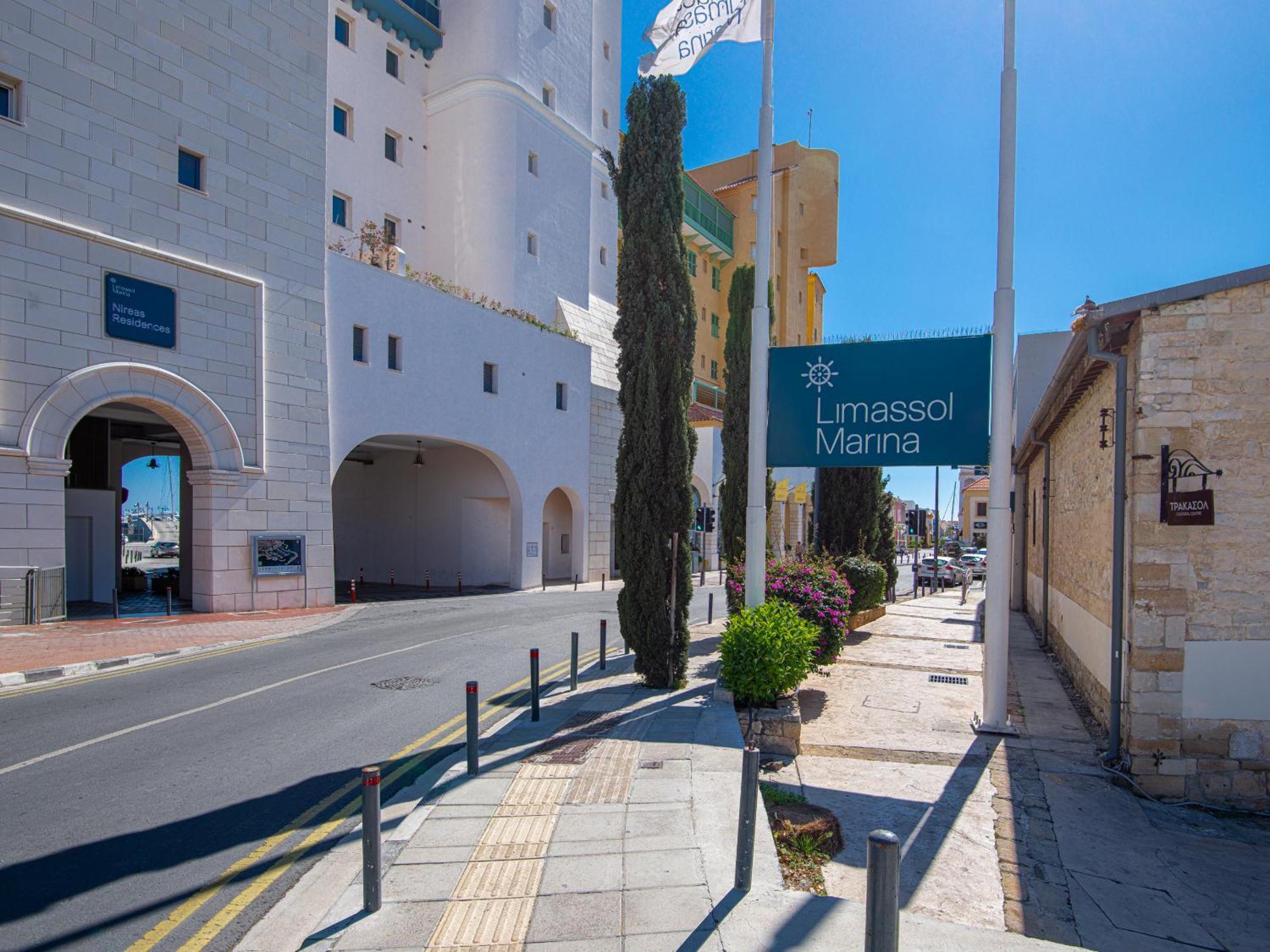 Sanders Crystal 1 Limassol Exterior foto